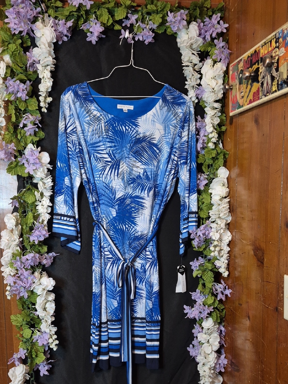 Sandra Darren Blue & White Palm-Print Tie-Waist Long Sleeve Dress